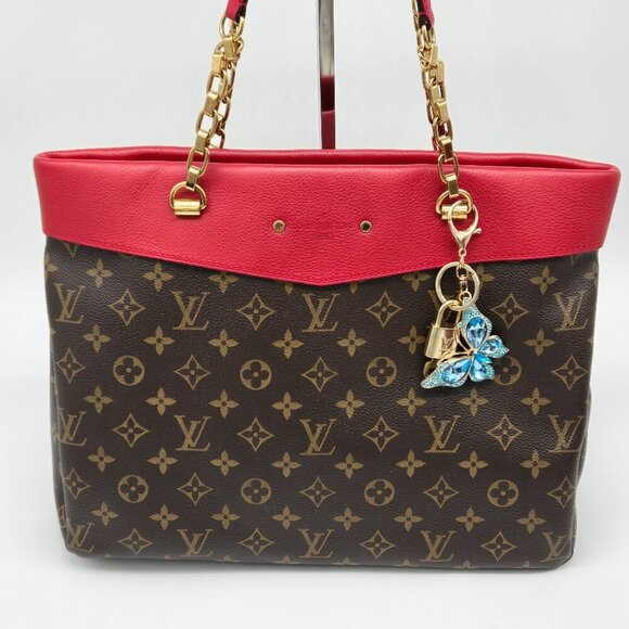 100% Auth Louis Vuitton Lock & Key with unbranded Bagcharm, Keycharm, Keychain - Picture 2 of 8